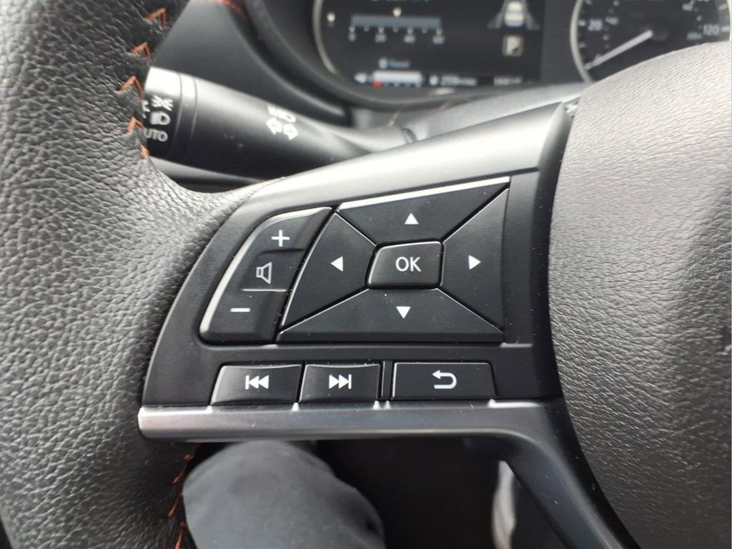 2024 Nissan Versa SR