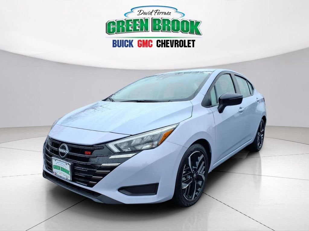 2024 Nissan Versa SR