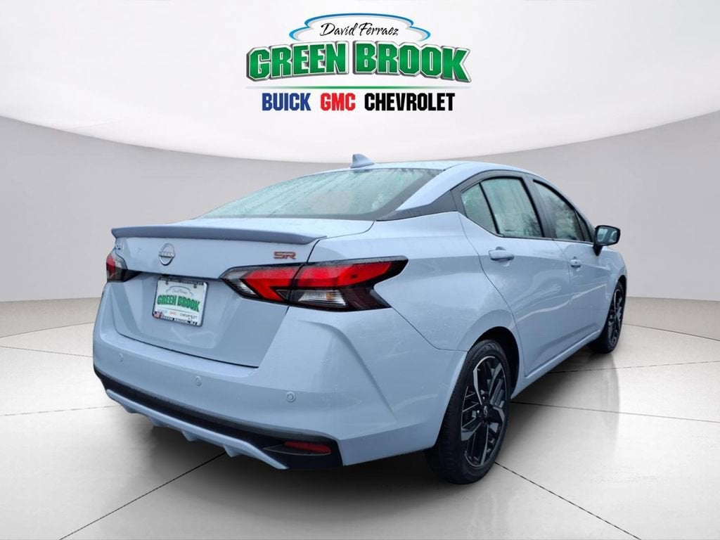 2024 Nissan Versa SR