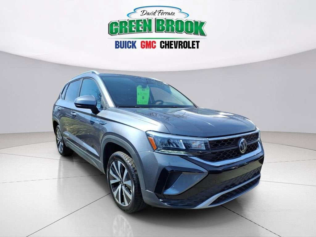 2024 Volkswagen Taos SE