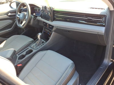 2025 Volkswagen Jetta SE