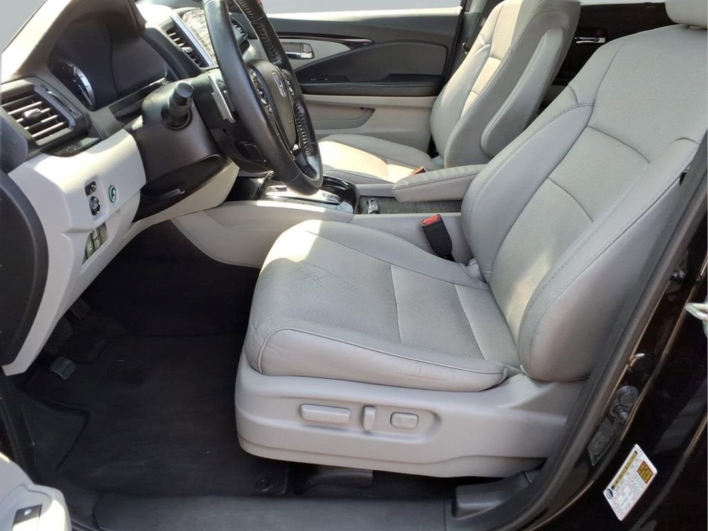 2017 Honda Pilot Elite