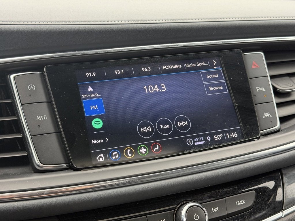 2023 Buick Enclave Essence