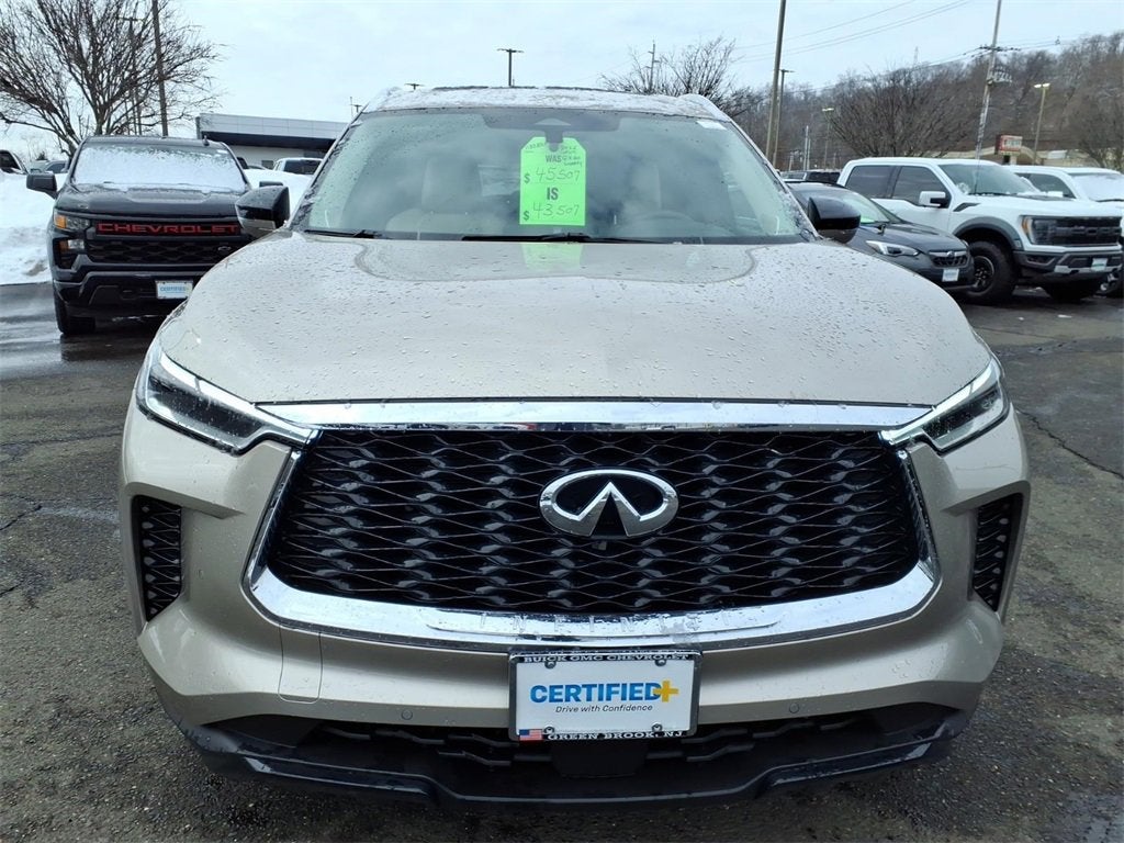 2025 INFINITI QX60 LUXE
