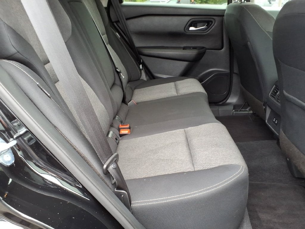 2026 Nissan Rogue SV - Photo 12