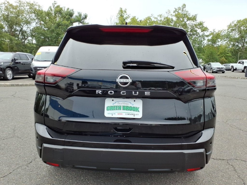 2026 Nissan Rogue SV - Photo 6