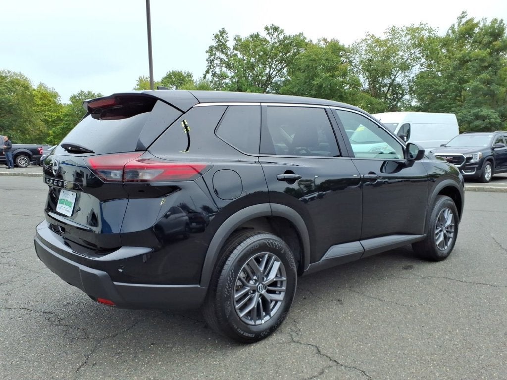 2026 Nissan Rogue SV - Photo 7
