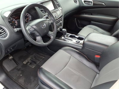 2019 Nissan Pathfinder SL