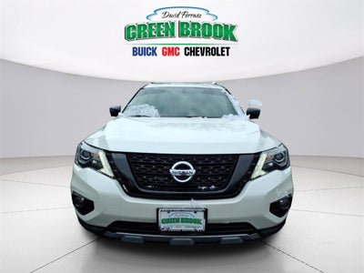 2019 Nissan Pathfinder SL