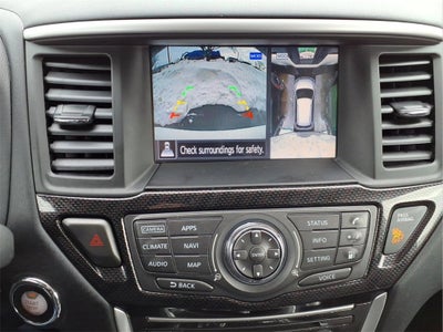 2019 Nissan Pathfinder SL