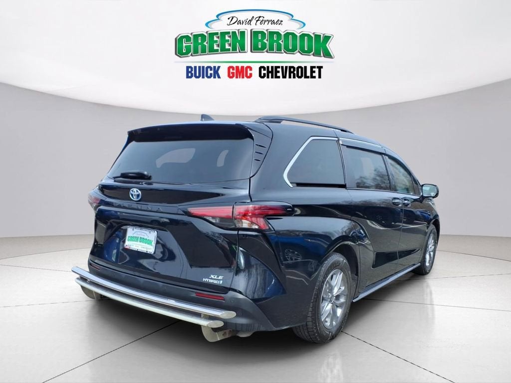 2022 Toyota Sienna XLE