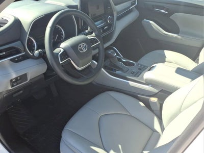 2023 Toyota Highlander L