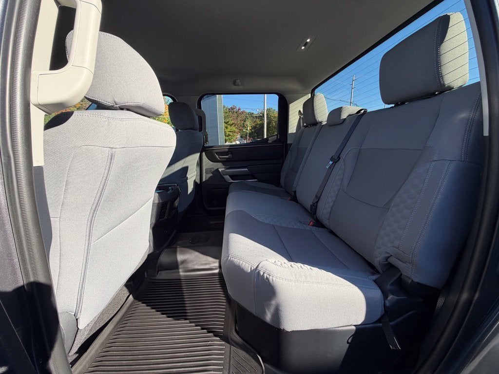 2024 Toyota Tundra SR5 - Photo 11