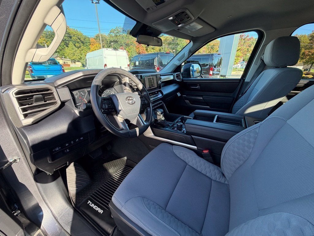 2024 Toyota Tundra SR5 - Photo 9