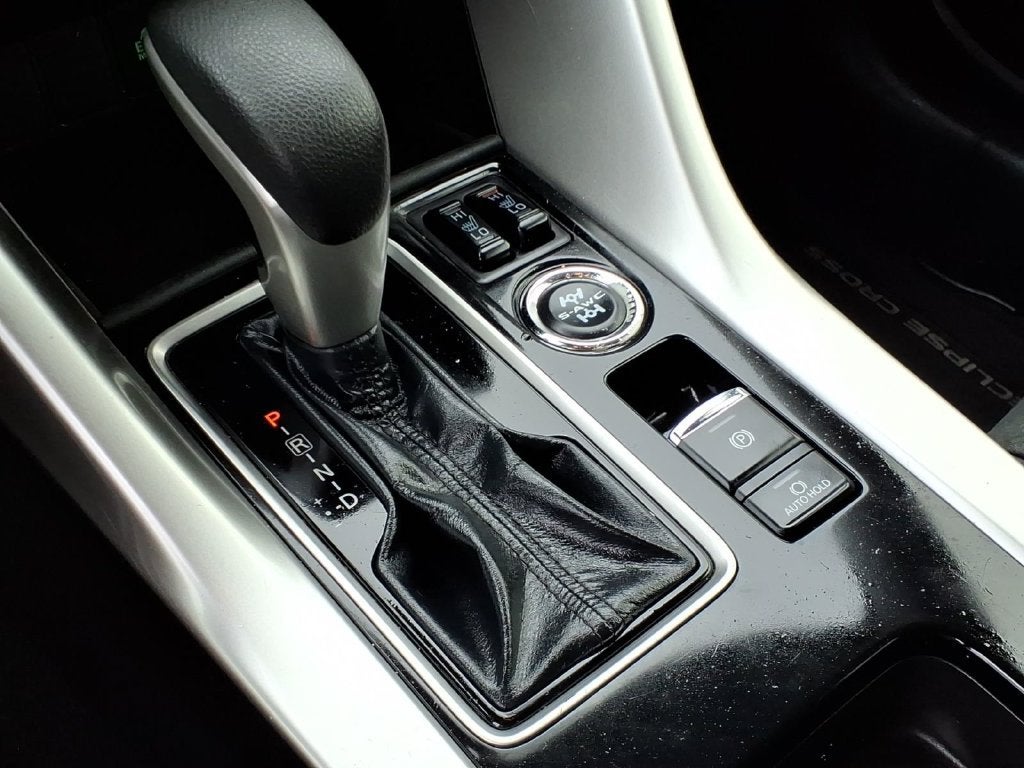 2024 Mitsubishi Eclipse Cross SE