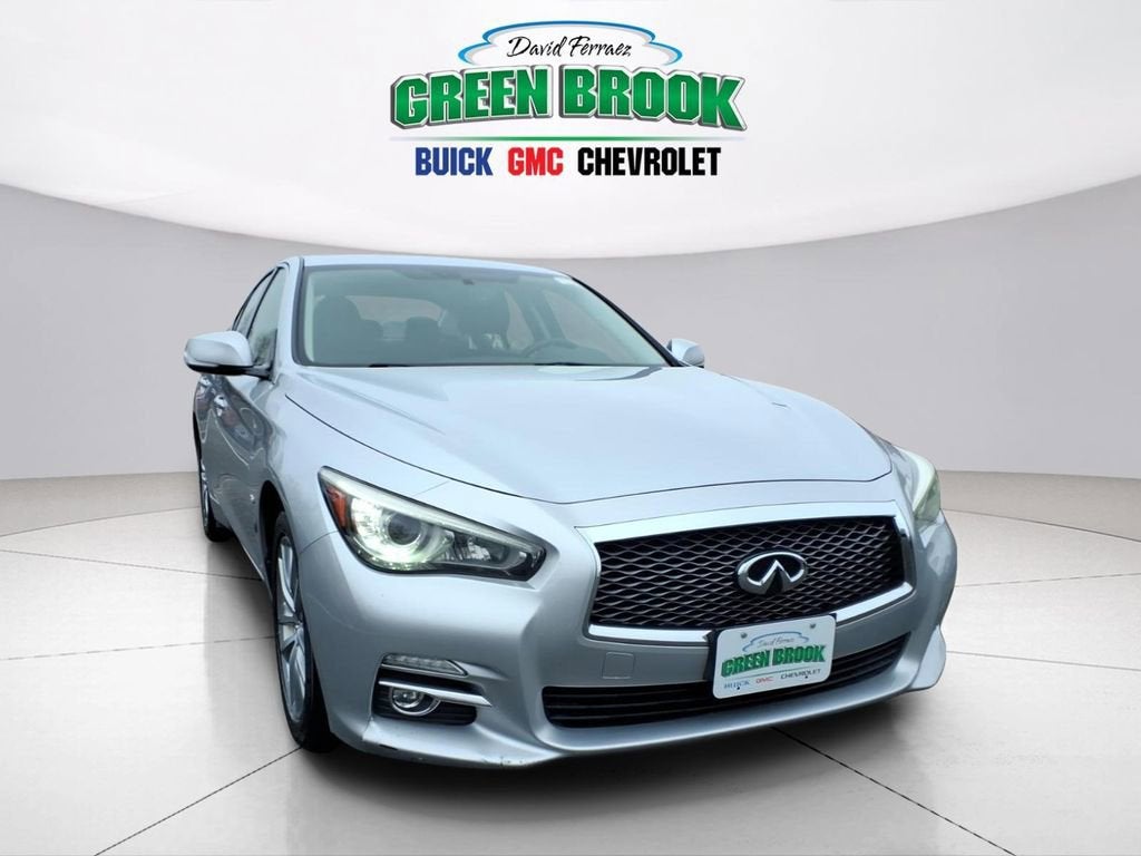 2017 INFINITI Q50 Premium