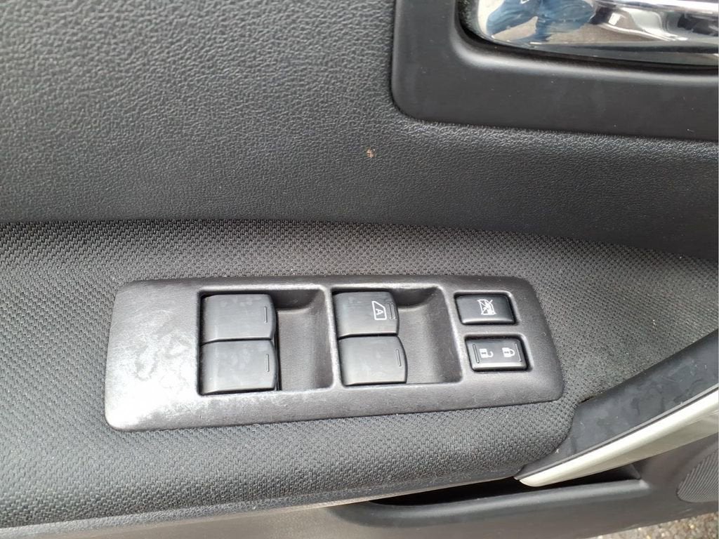 2013 Nissan Rogue SV