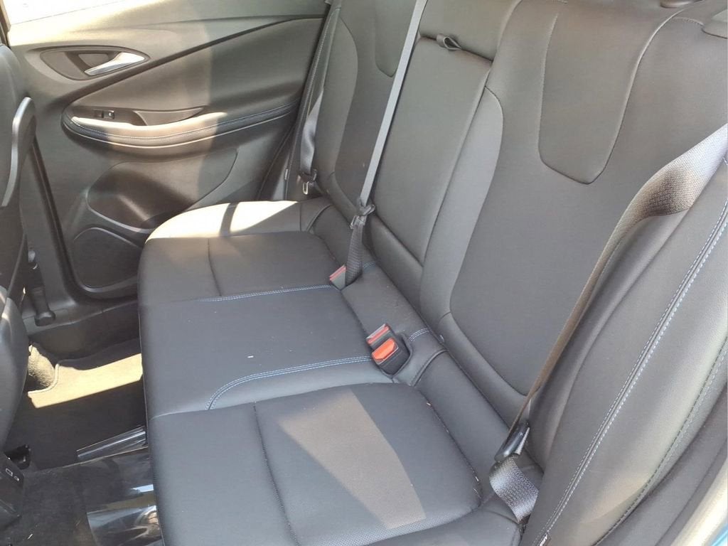 2025 Buick Encore GX Sport Touring - Photo 13