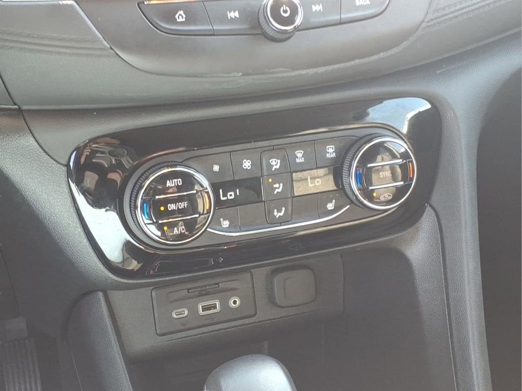 2023 Buick Encore GX Essence
