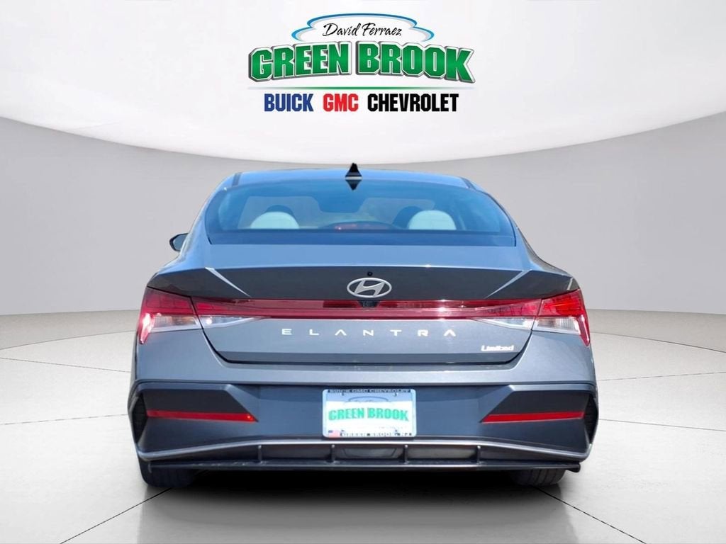 2025 Hyundai Elantra Limited