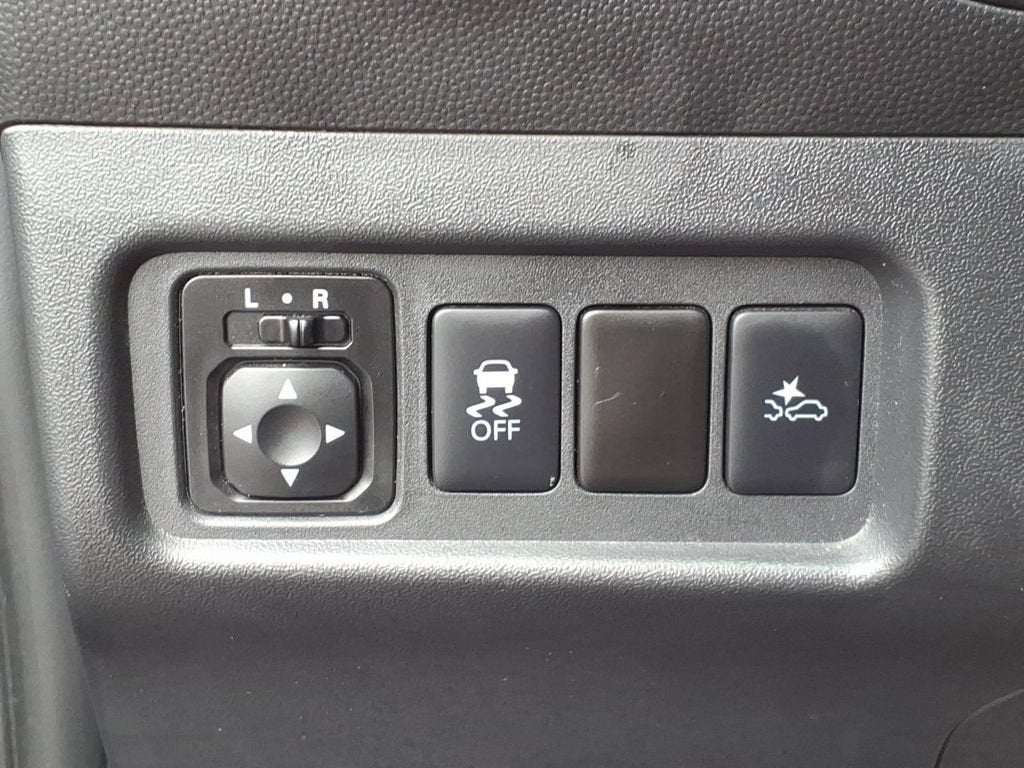 2024 Mitsubishi Mirage ES - Photo 16