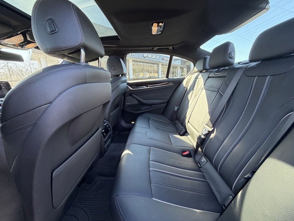 2023 BMW 5 Series 540i