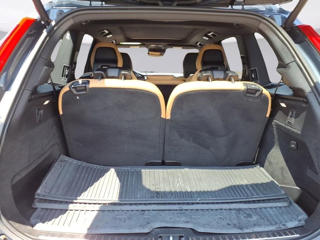 2022 Volvo XC90 Inscription