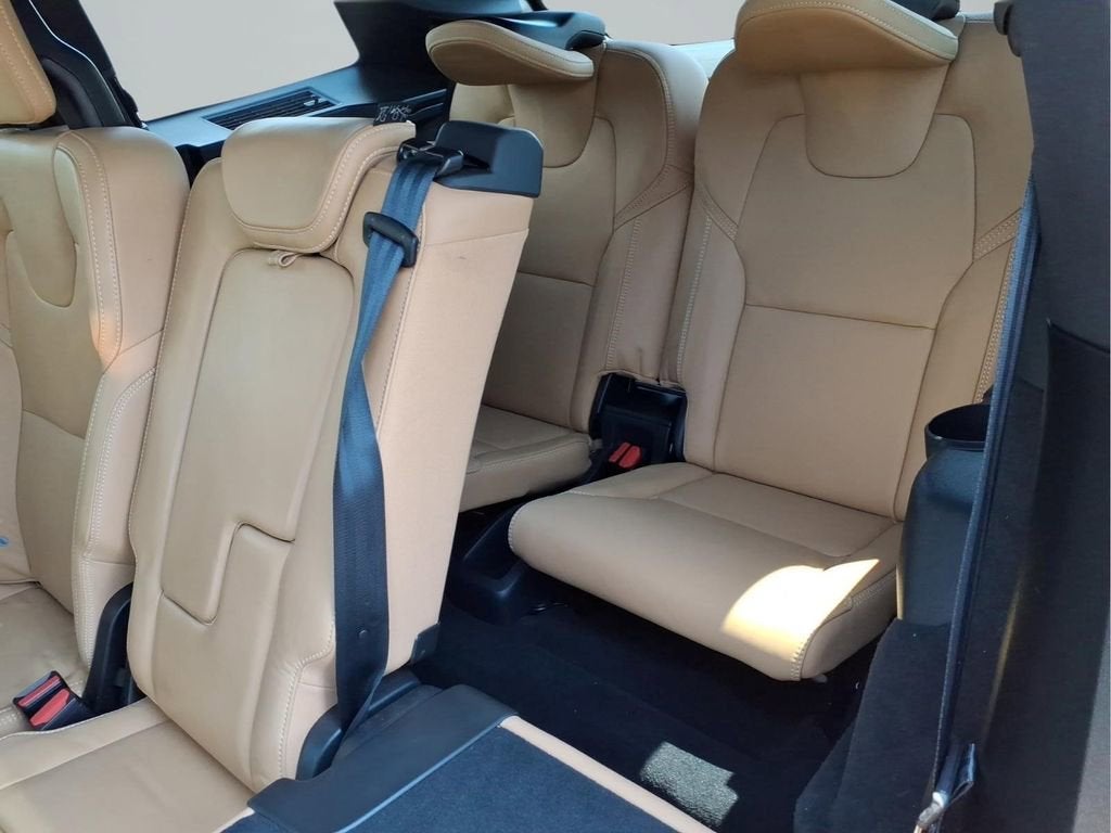 2022 Volvo XC90 Inscription
