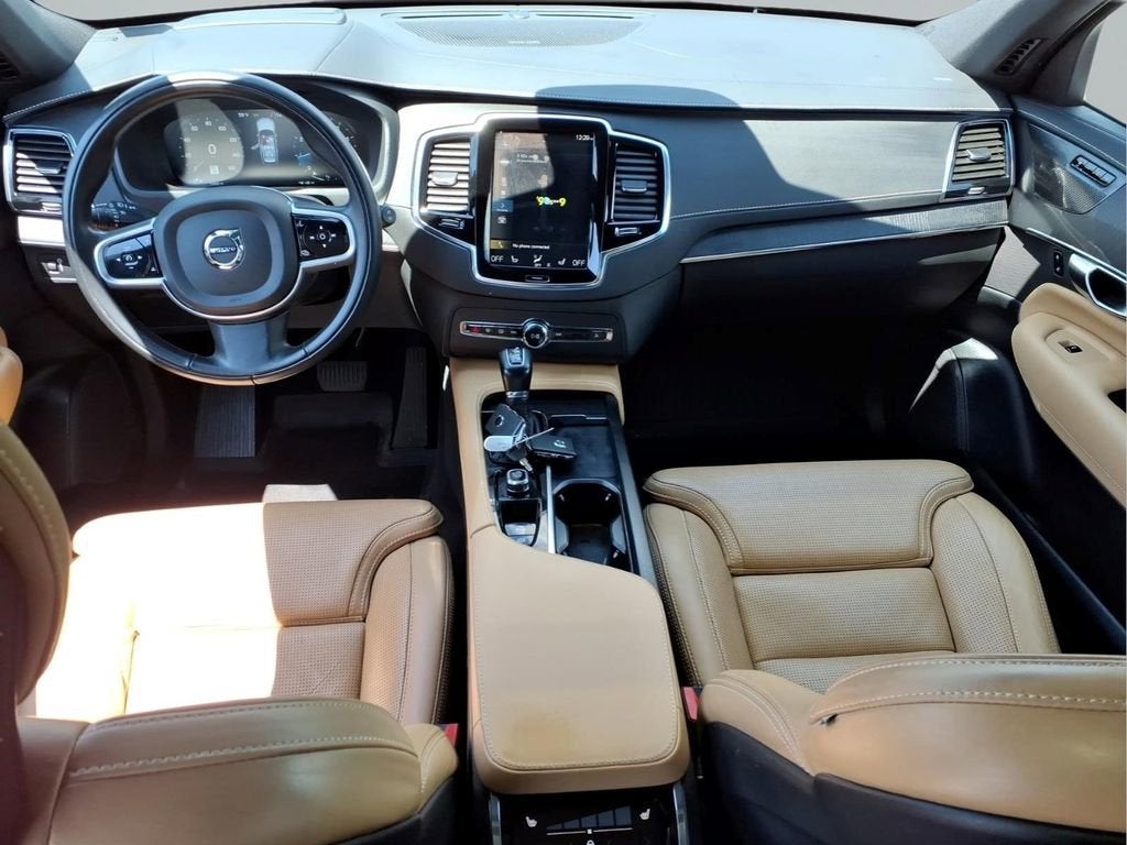 2022 Volvo XC90 Inscription