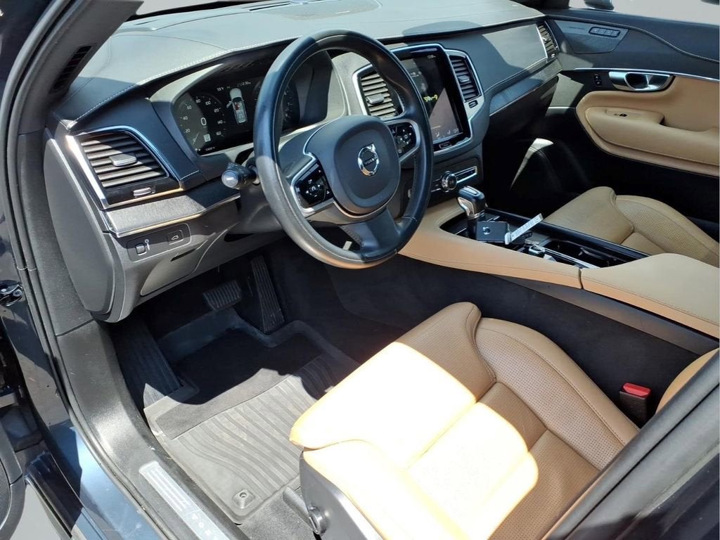 2022 Volvo XC90 Inscription