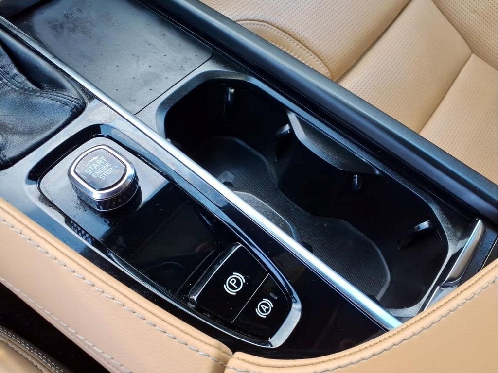 2022 Volvo XC90 Inscription