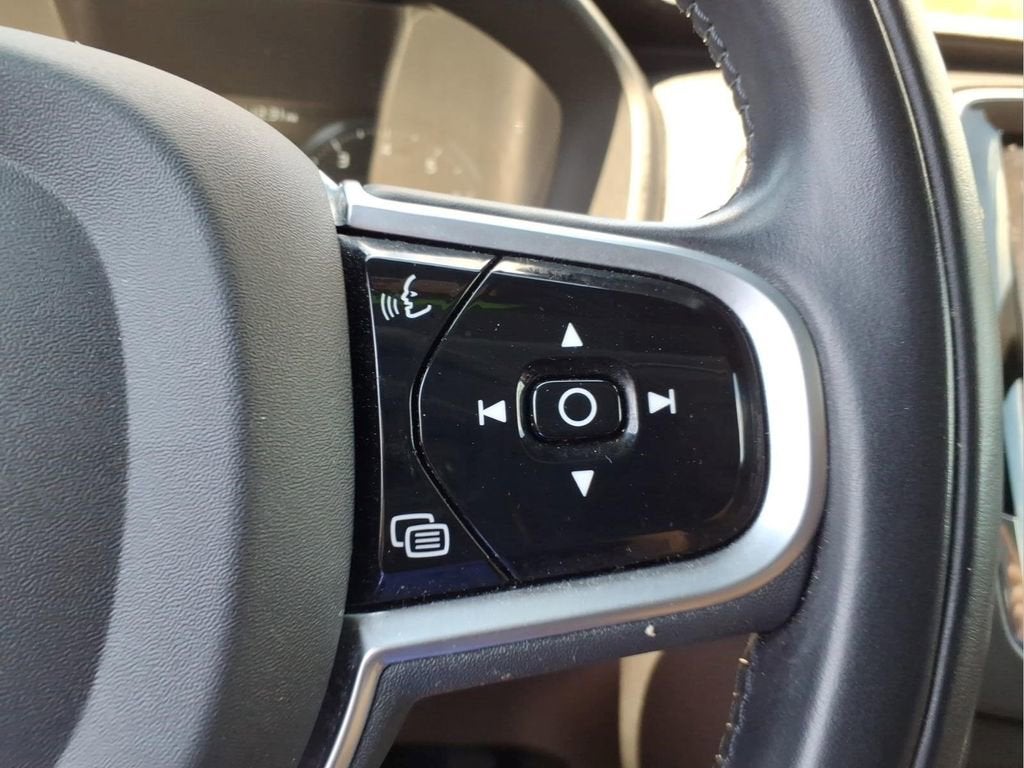 2022 Volvo XC90 Inscription
