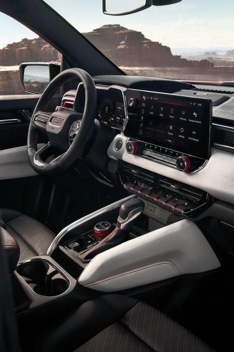 2026 GMC Canyon infotainment system at Green Brook Buick GMC in GREEN BROOK NJ